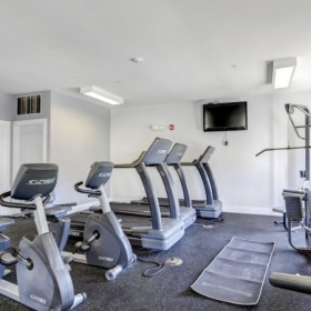 Cutting-edge amenities at your fingertips fitness center